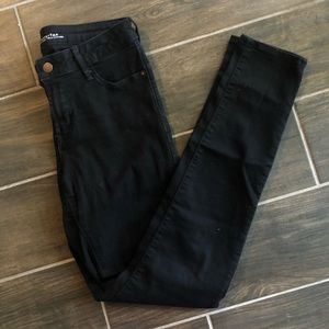 Old Navy black skinny jeans - worn once! 6Long